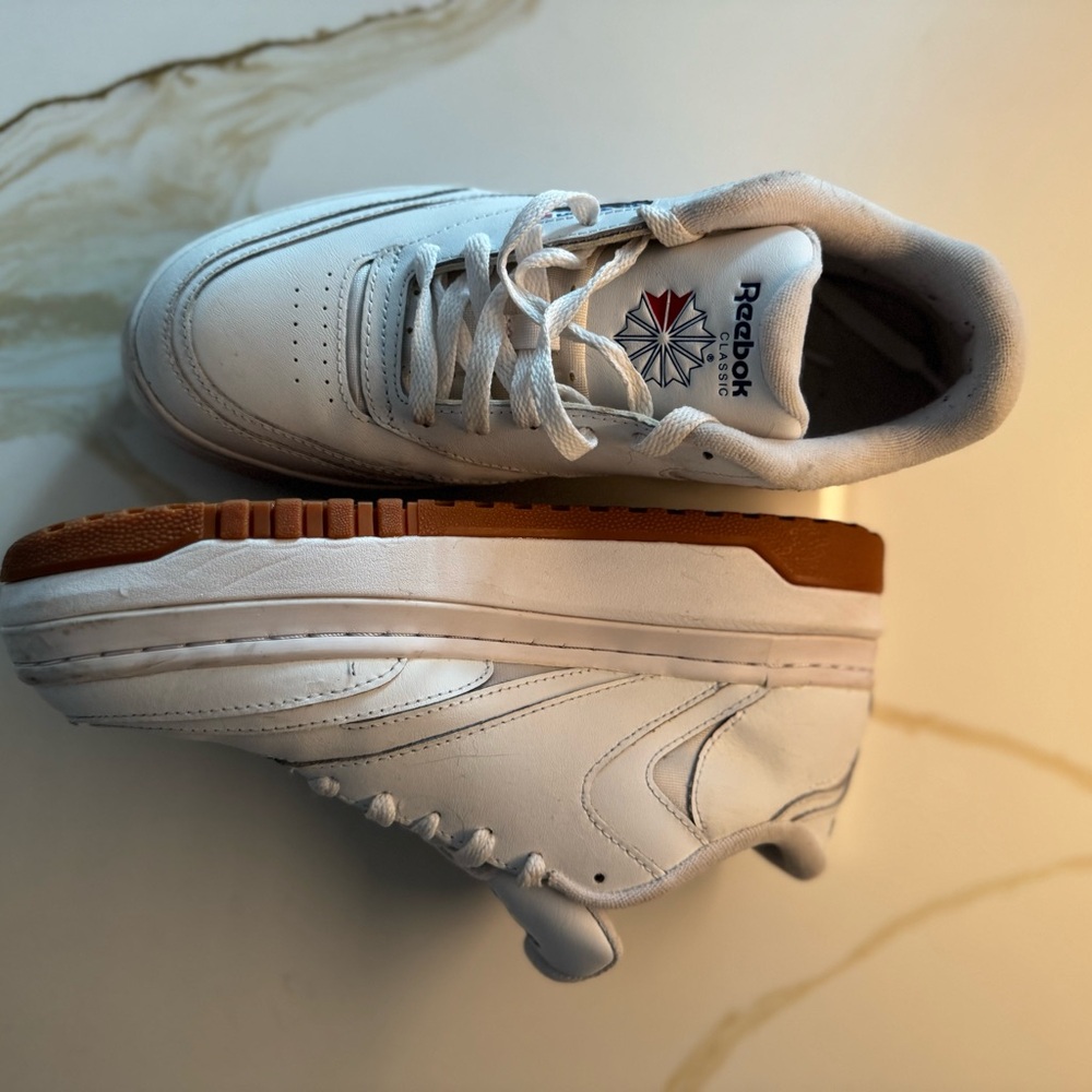 Reebok Womens Club C Extra White Vector Blue Gum Sole - Picture 4 of 6